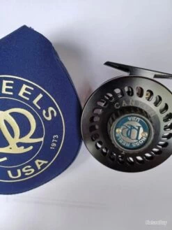 Moulinet Mouche ROSS CANYON N°1 (made In USA).Jamais Servi. Noir Anodisé. Large Arbor. Soie 0 à 3. -Pêche à la mouche Soldes 00031 Moulinet mouche ROSS CANYON N 1 made in USA .Jamais servi. Noir anodise. Large arbor. Soie 0 a 3